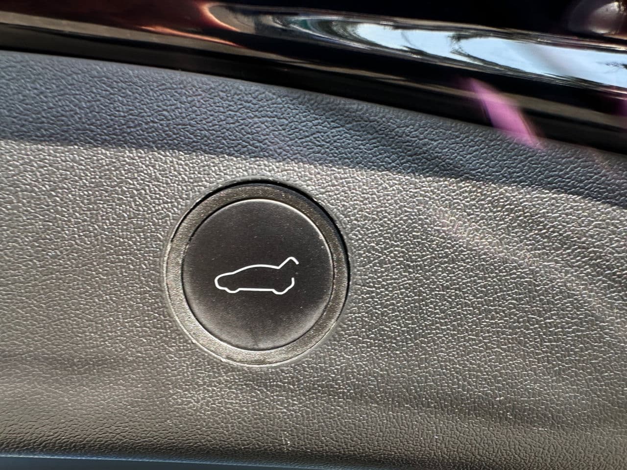 2023 Tesla Model 3 — Miniatură 19
