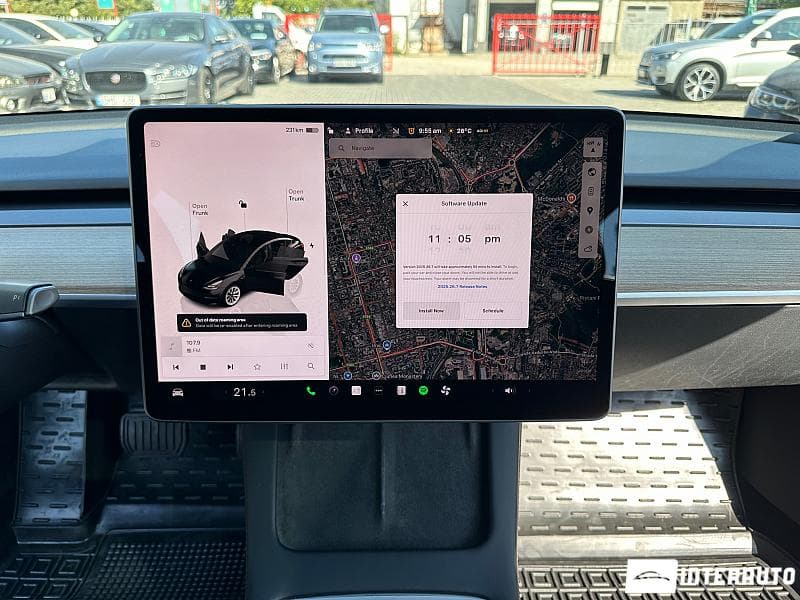 2023 Tesla Model 3 — Miniatură 9