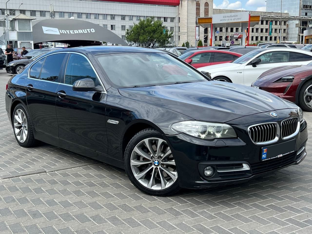 2016 BMW 520 — Miniatură 3