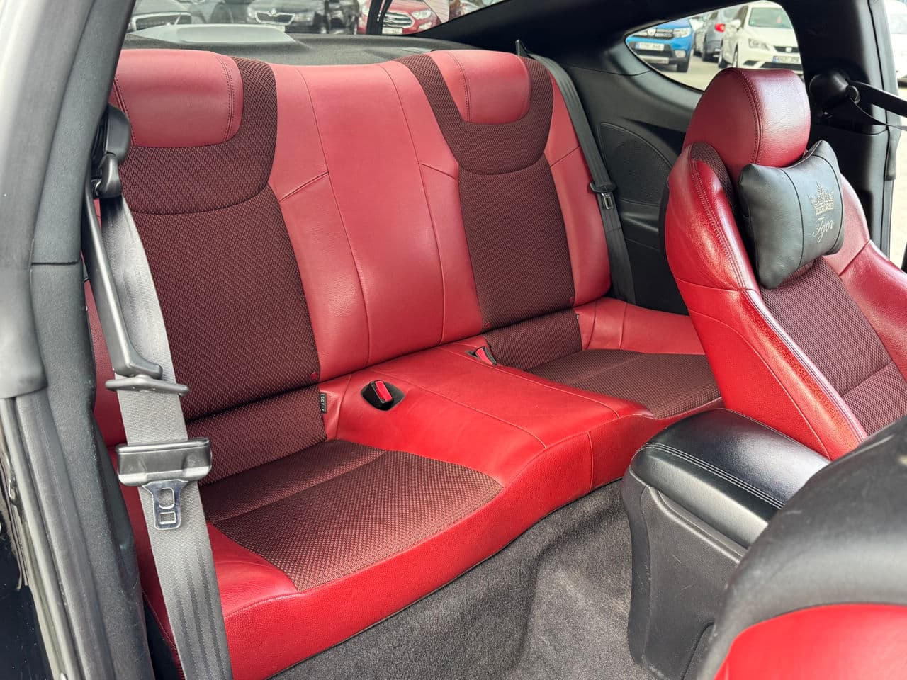 Hyundai Genesis 2012 — Миниатюра 12