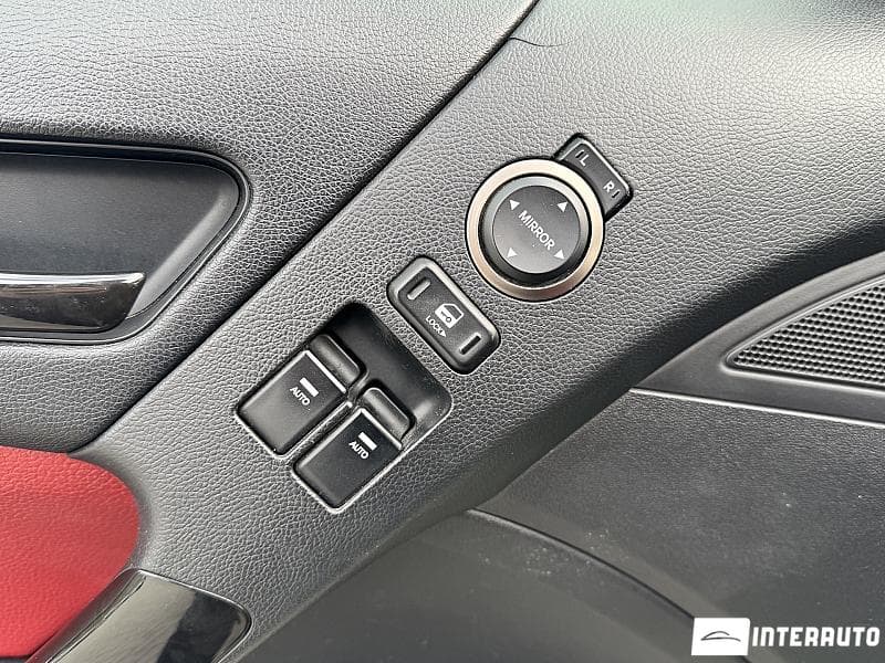 Hyundai Genesis 2012 — Миниатюра 15