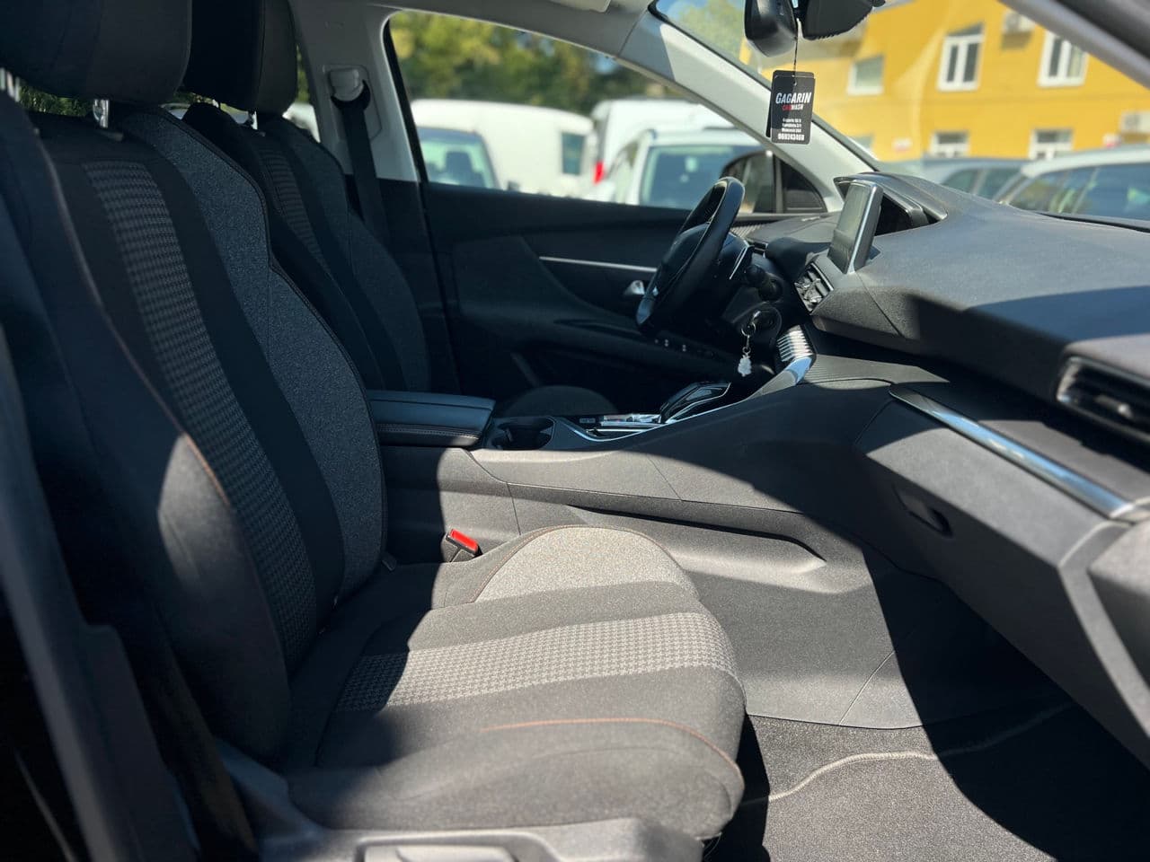2020 Peugeot 3008 — Miniatură 15