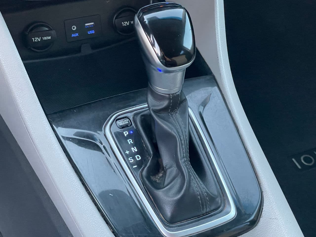 Hyundai Ioniq 2018 — Миниатюра 13
