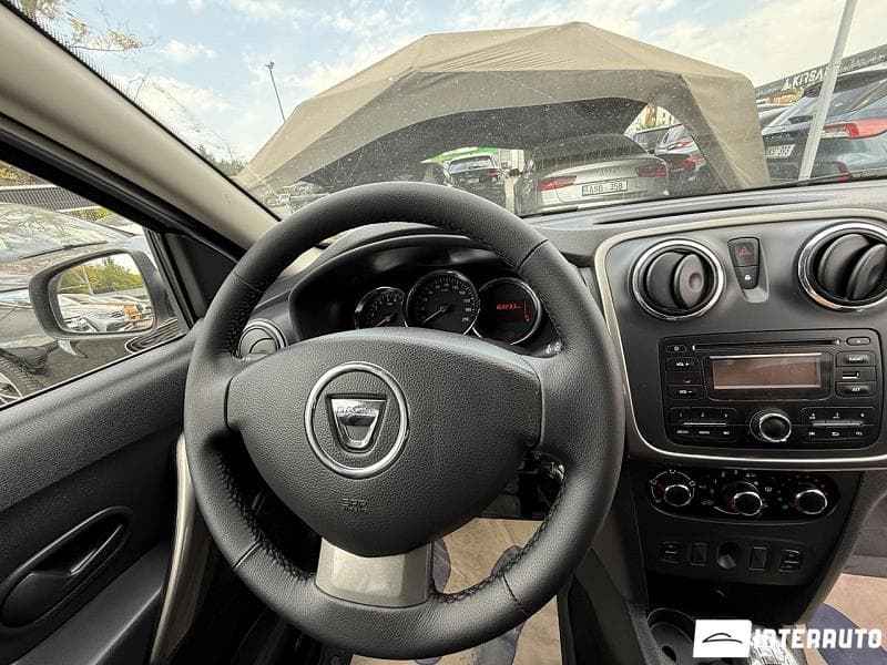 2016 Dacia Sandero — Miniatură 10