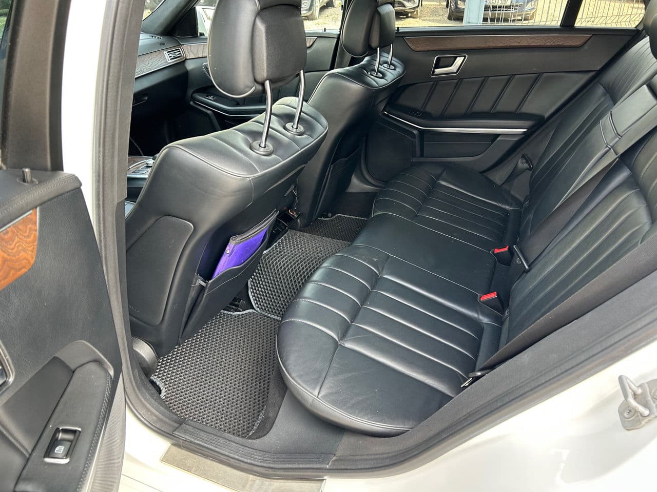 2013 Mercedes E 300h — Miniatură 16
