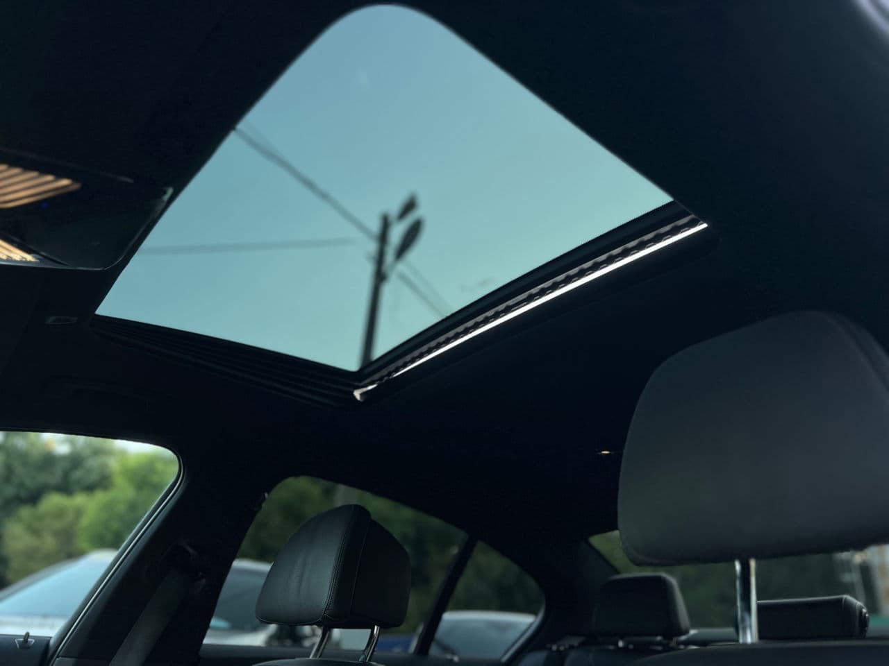 2022 BMW 520 — Miniatură 17