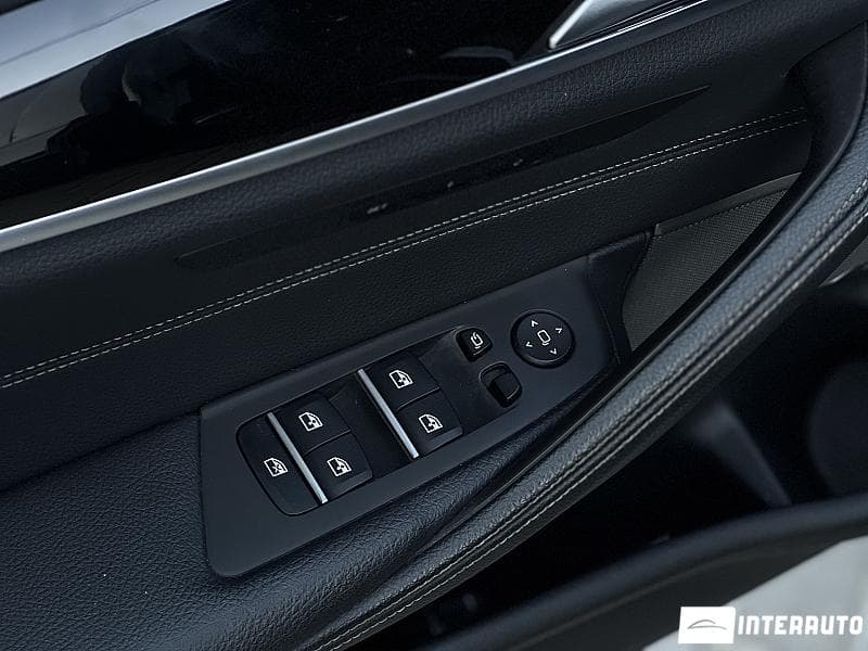 2022 BMW 520 — Miniatură 22