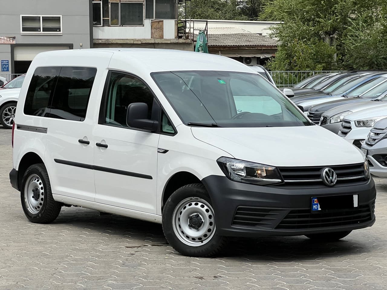 2017 Volkswagen Caddy — Miniatură 3