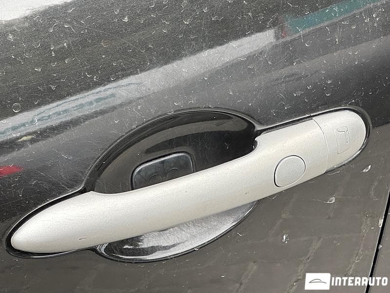 2009 Renault Grand Scenic — Miniatură 16