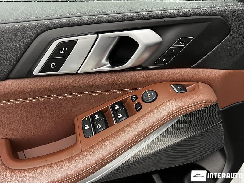 BMW X5 2.5D 2021 — Миниатюра 14