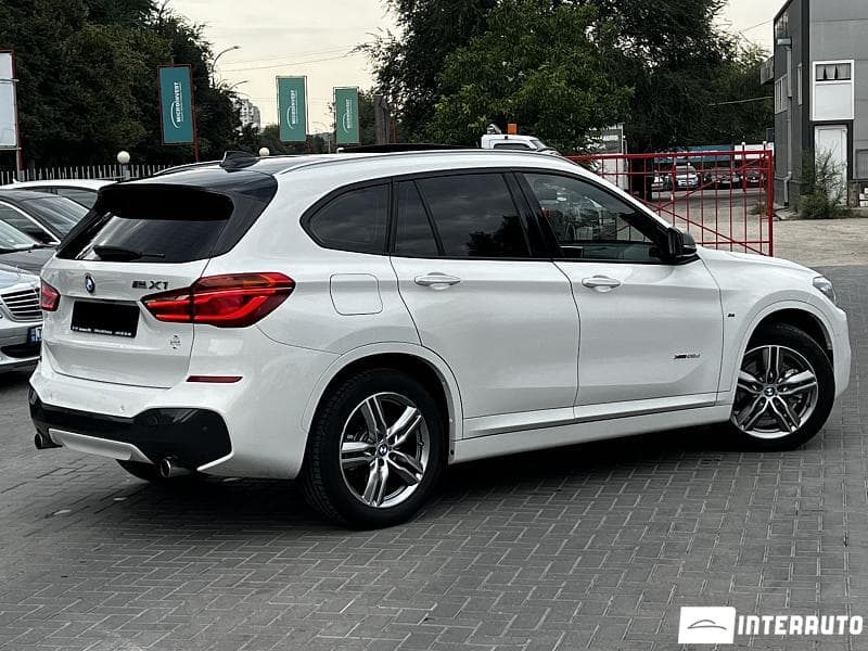 BMW X1 2.0D 2017 — Миниатюра 3