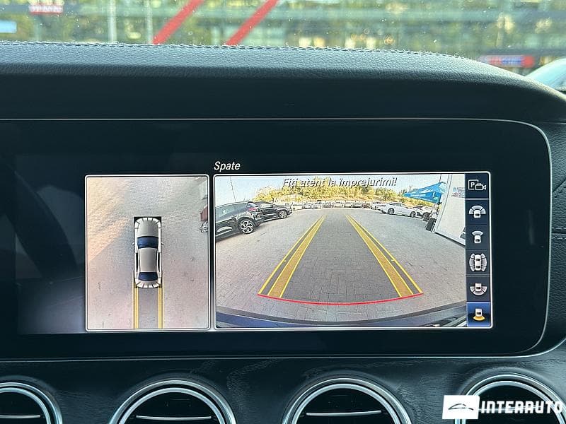 2020 Mercedes E 220 — Miniatură 10