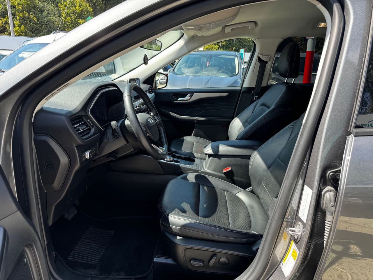 2021 Ford Escape — Miniatură 6