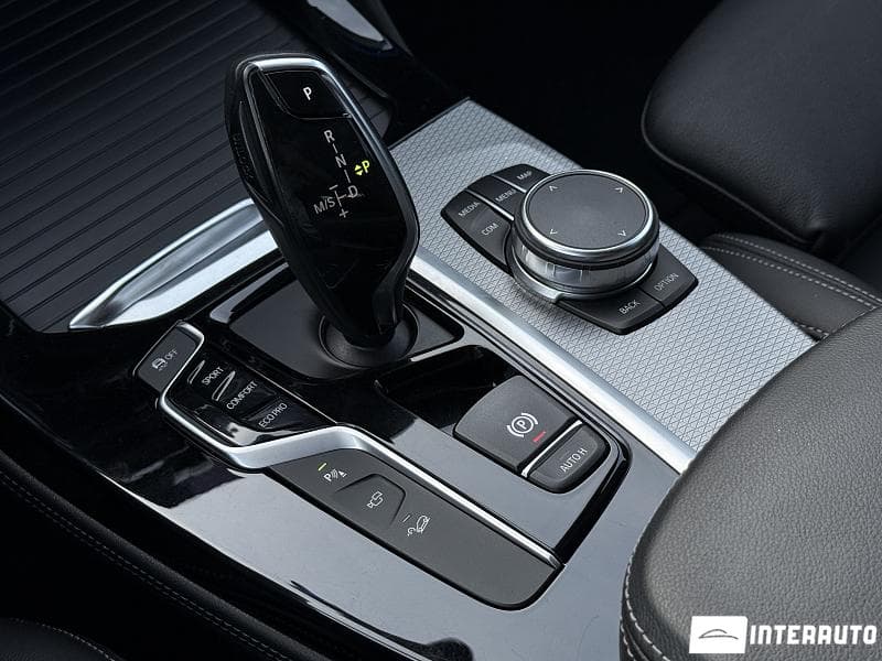 BMW X4 2.0D 2018 — Миниатюра 17