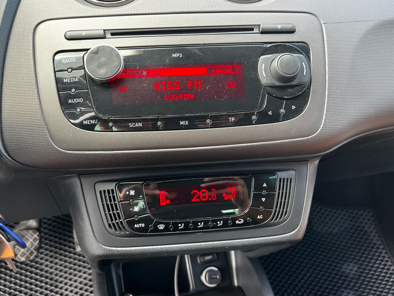 2012 Seat Ibiza — Miniatură 12