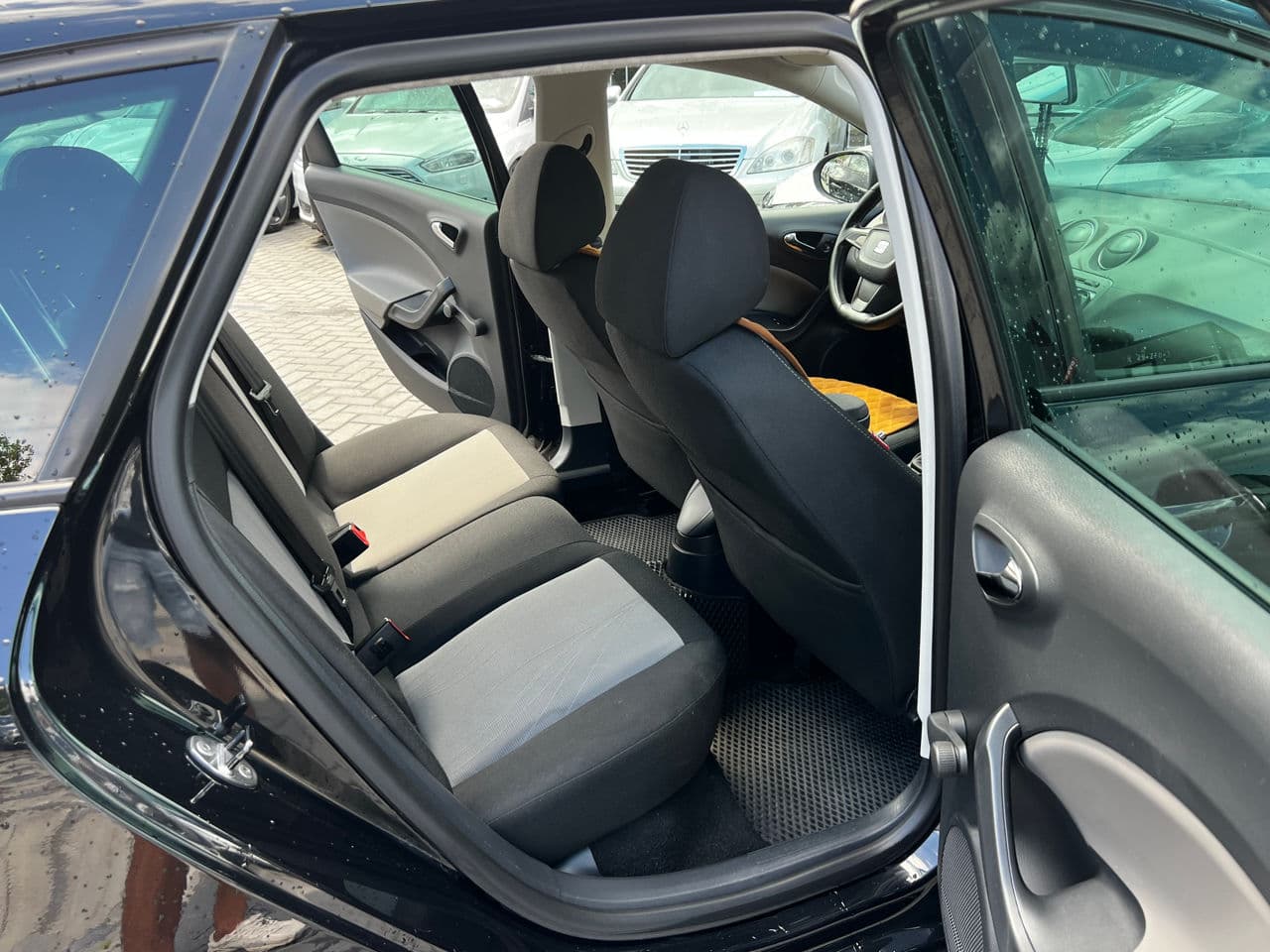2012 Seat Ibiza — Miniatură 10