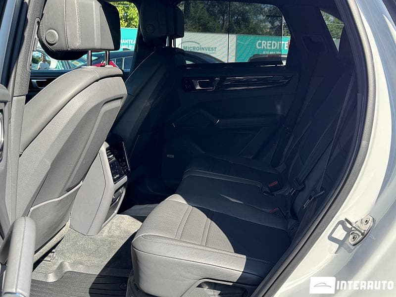 2019 Porsche Cayenne — Miniatură 17