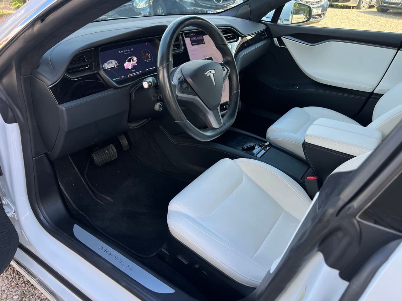 2020 Tesla Model S — Miniatură 5