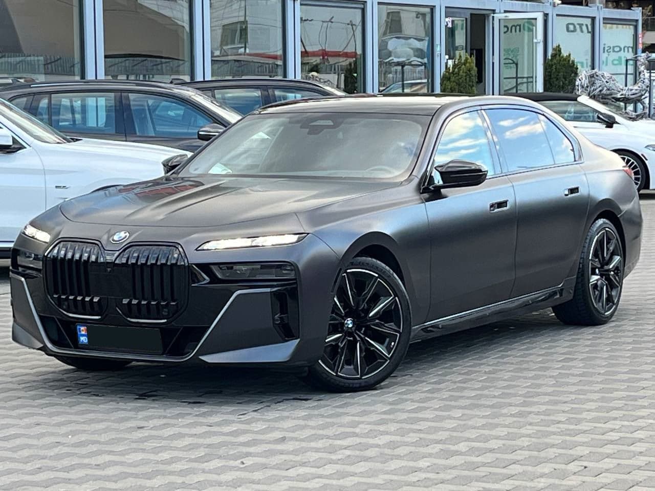 2023 BMW 740 — Miniatură 3