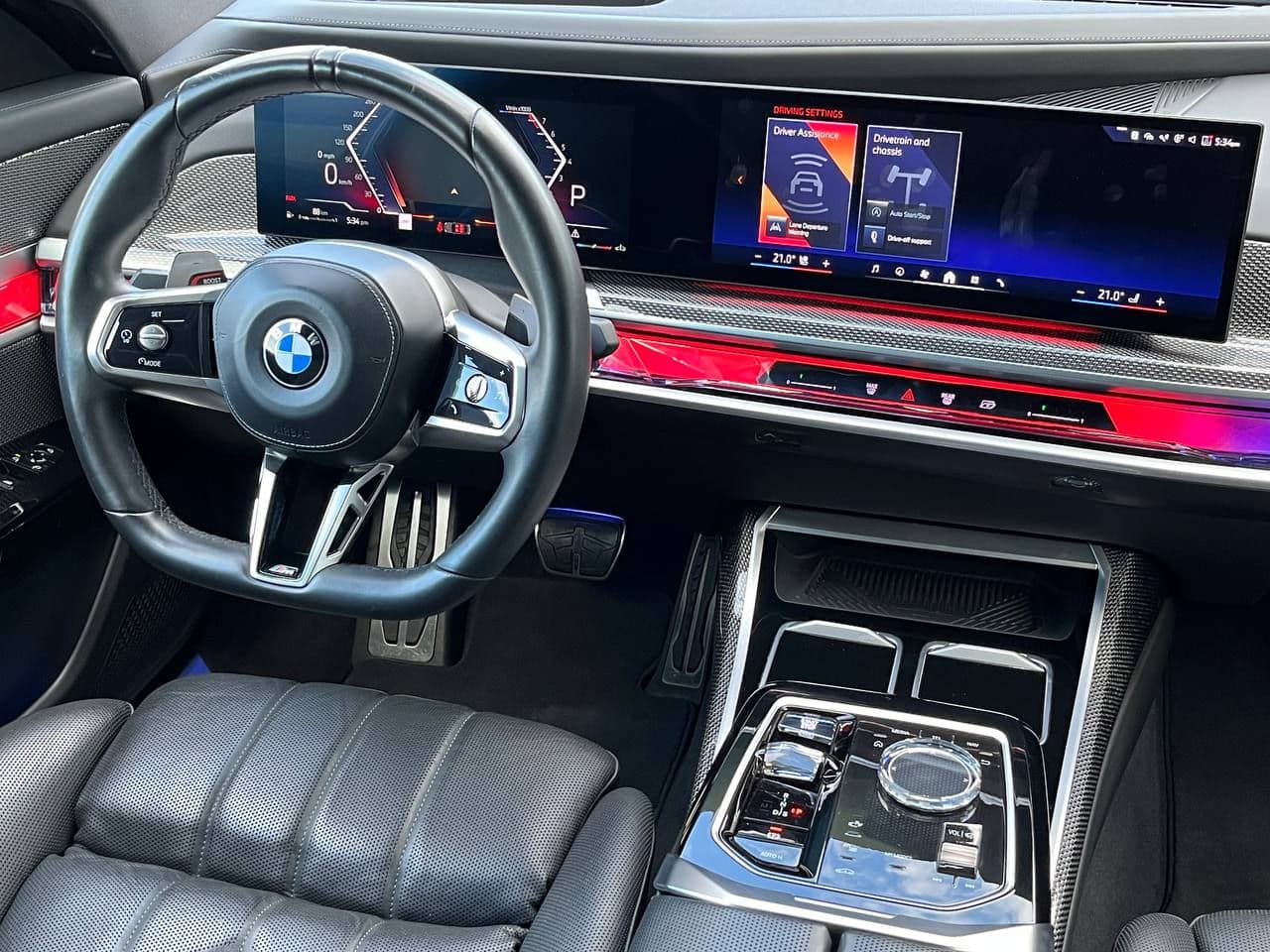 2023 BMW 740 — Miniatură 8