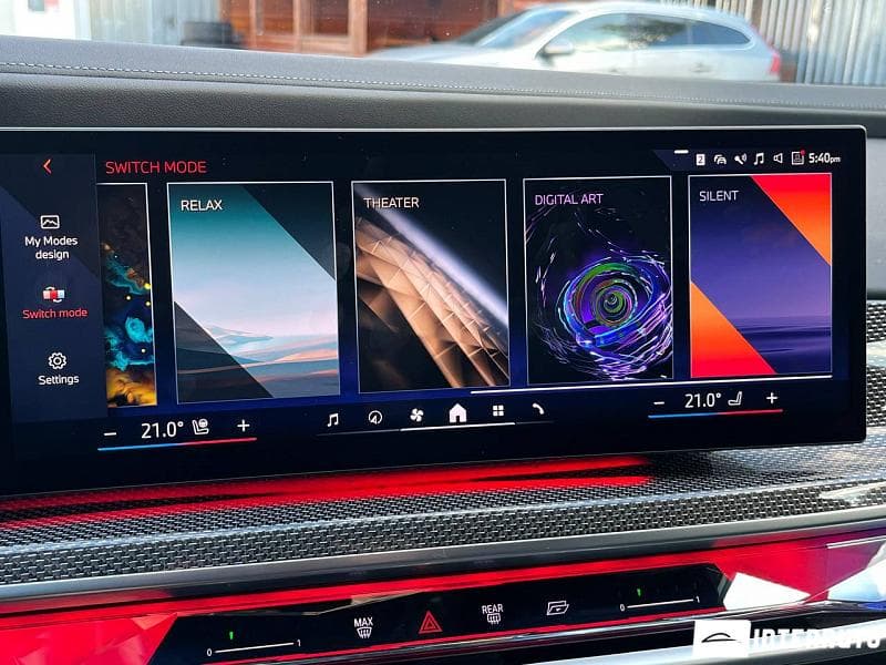 2023 BMW 740 — Miniatură 10