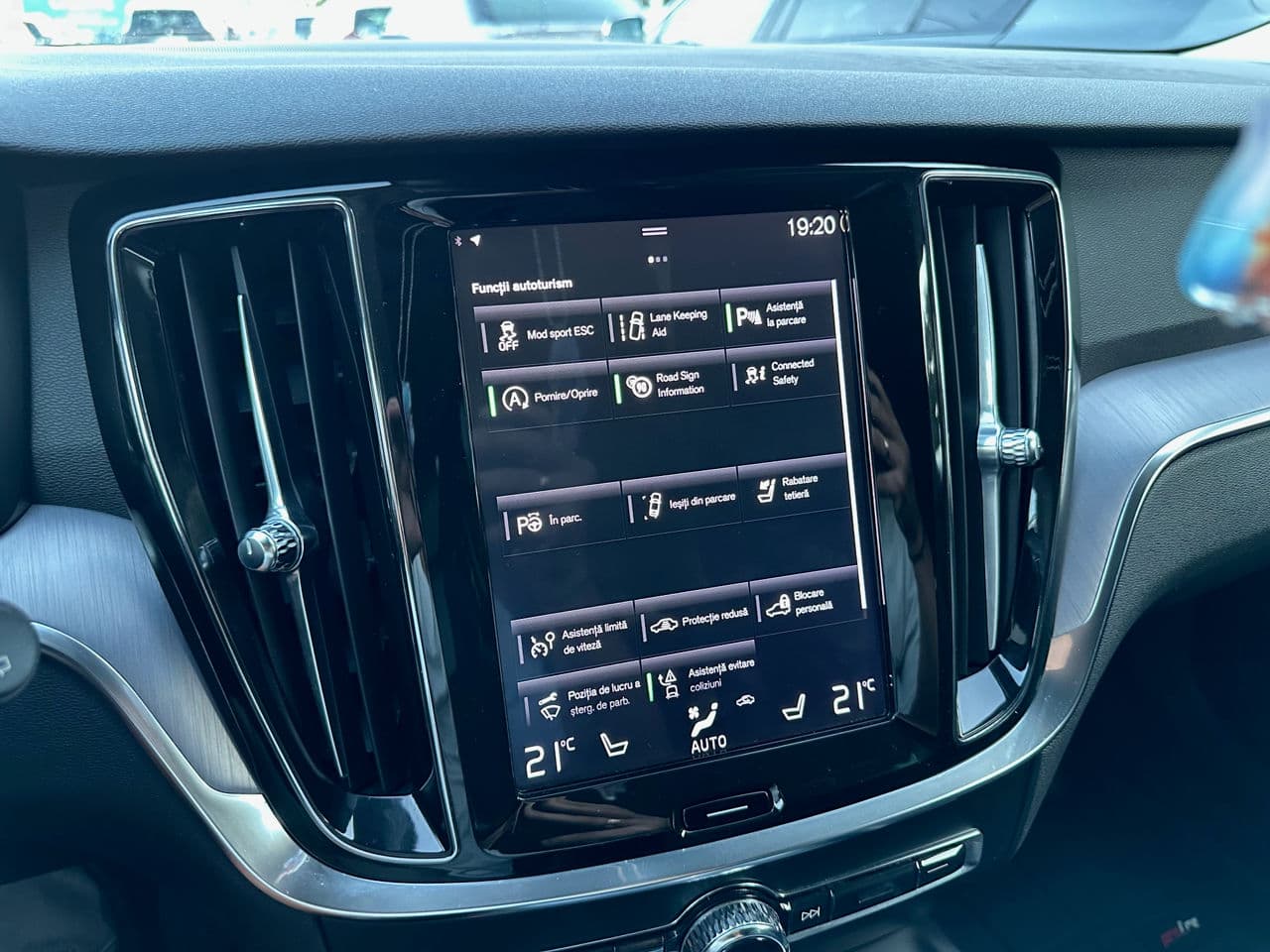 2019 Volvo V 60 — Miniatură 14