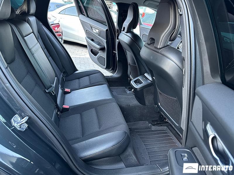 2019 Volvo V 60 — Miniatură 8