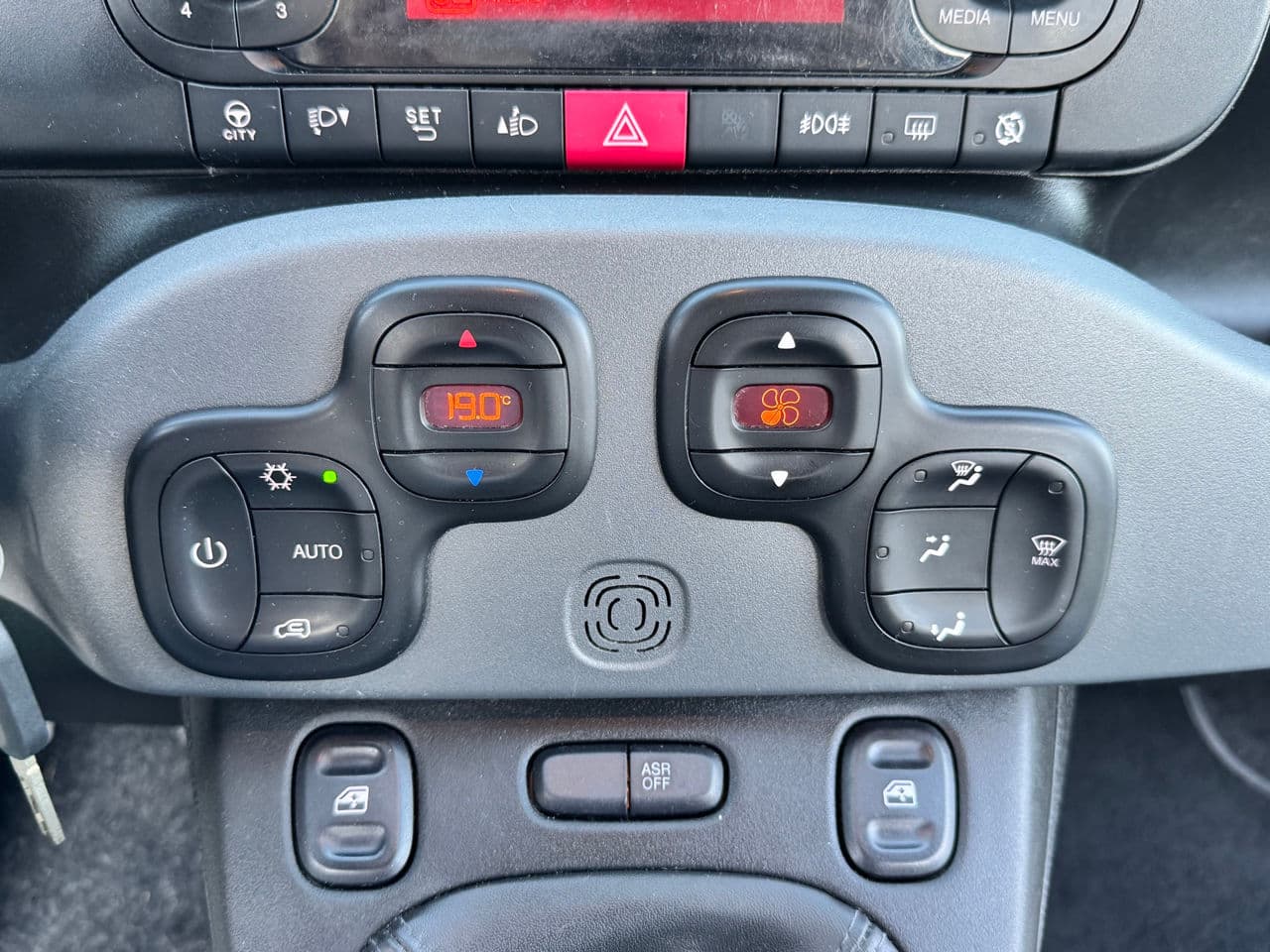 2019 Fiat Panda — Miniatură 10