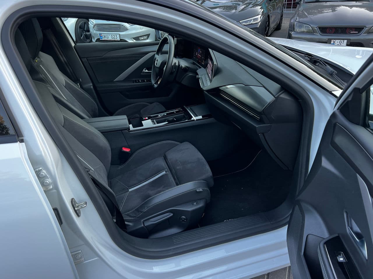 2022 Opel Astra — Miniatură 8