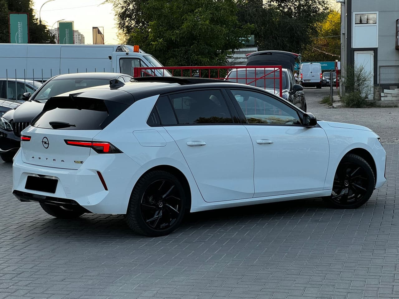 2022 Opel Astra — Miniatură 4