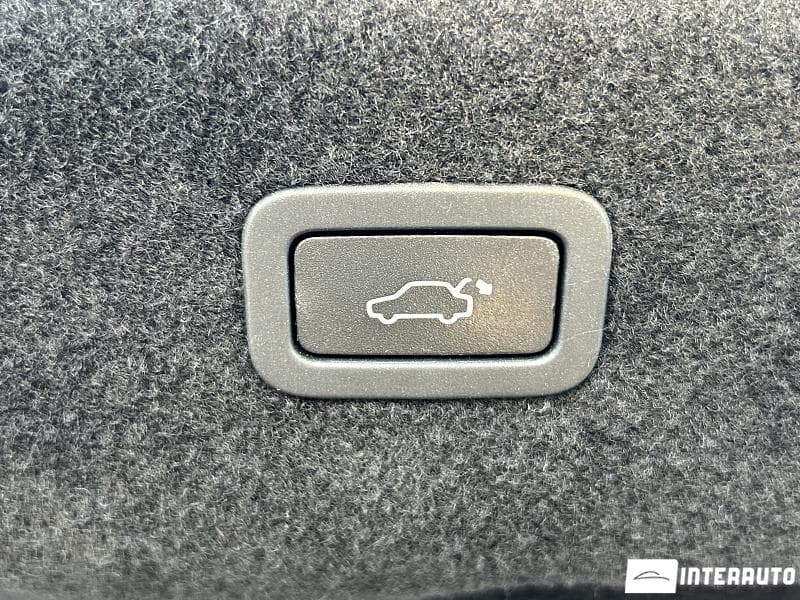 2015 Jaguar XF — Miniatură 23