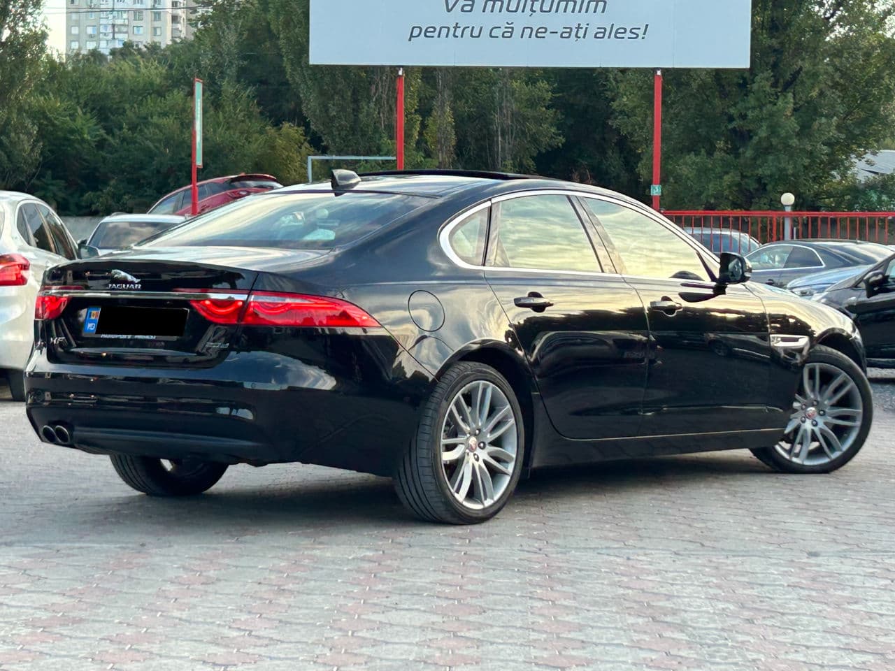 2015 Jaguar XF — Miniatură 3