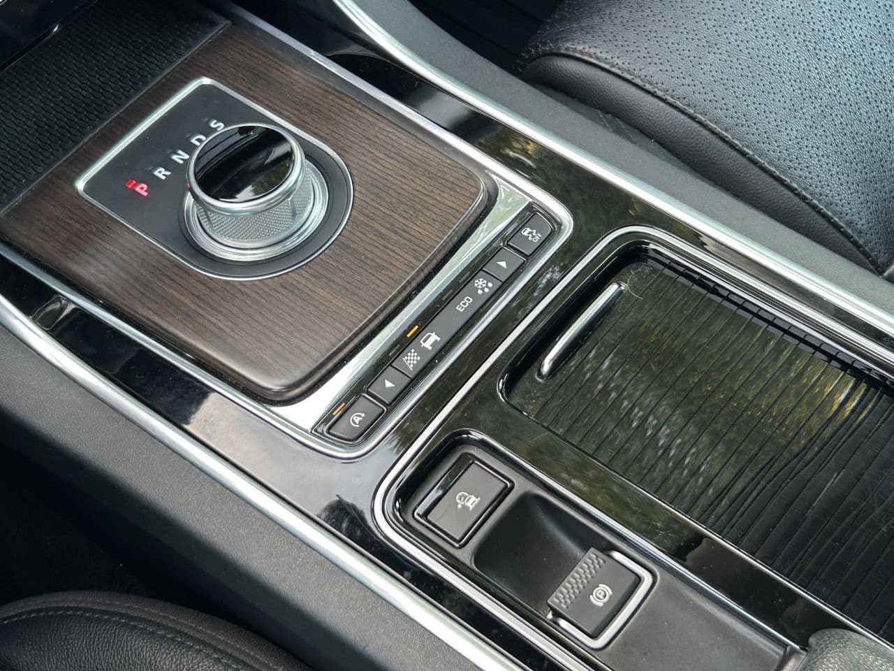 2015 Jaguar XF — Miniatură 16