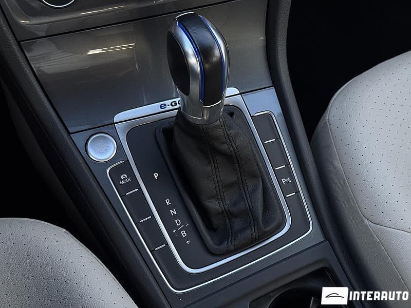 Volkswagen e-Golf 2016 — Миниатюра 12