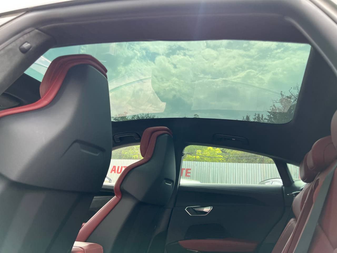 2023 Audi RS E-tron GT — Miniatură 15