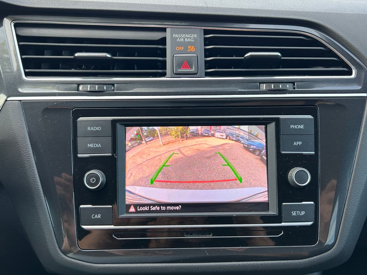 2017 Volkswagen Tiguan — Miniatură 11