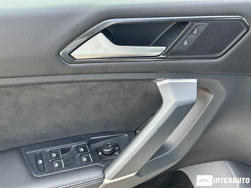 2017 Volkswagen Tiguan — Miniatură 6