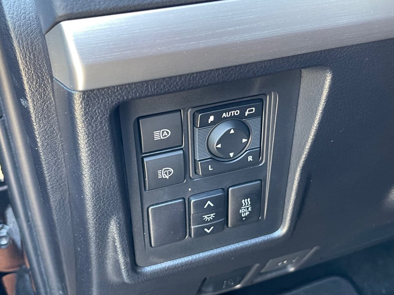 2018 Toyota Land Cruiser Prado — Miniatură 18