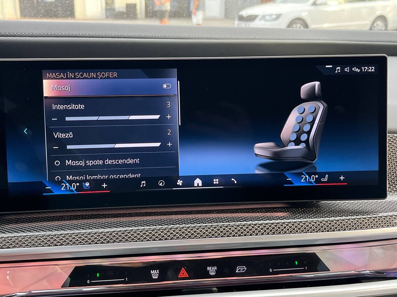 2022 BMW 740 — Miniatură 12