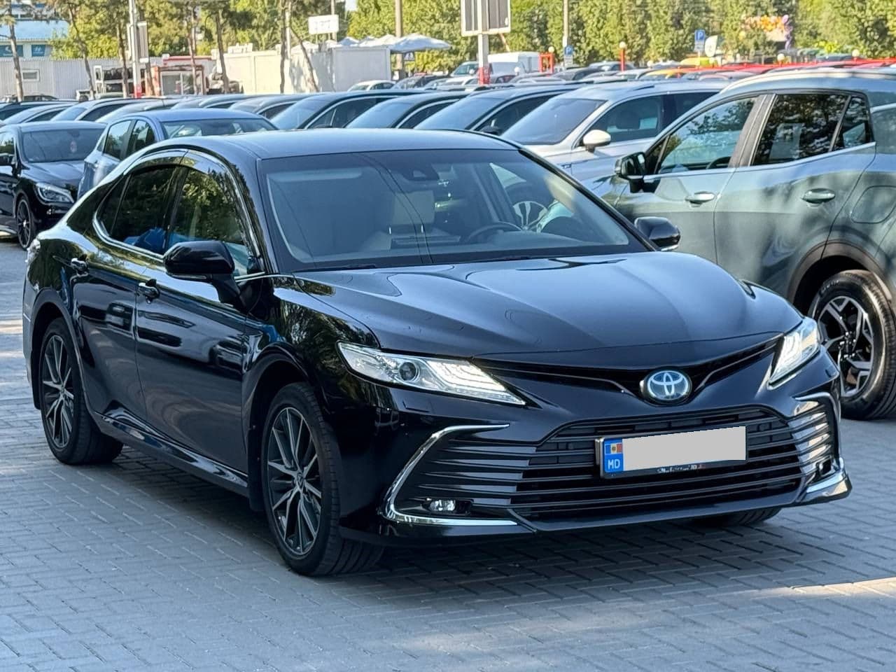 Toyota Camry 2021 — Миниатюра 3