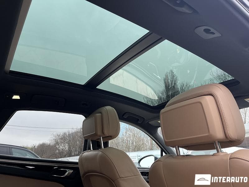 2022 Porsche Macan — Miniatură 22