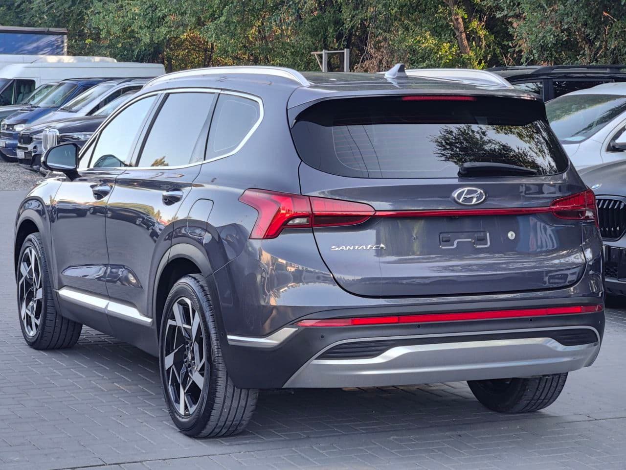 2020 Hyundai Santa Fe — Miniatură 2