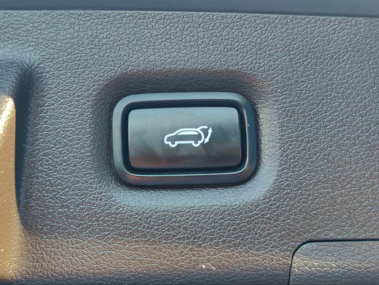 2020 Hyundai Santa Fe — Miniatură 18