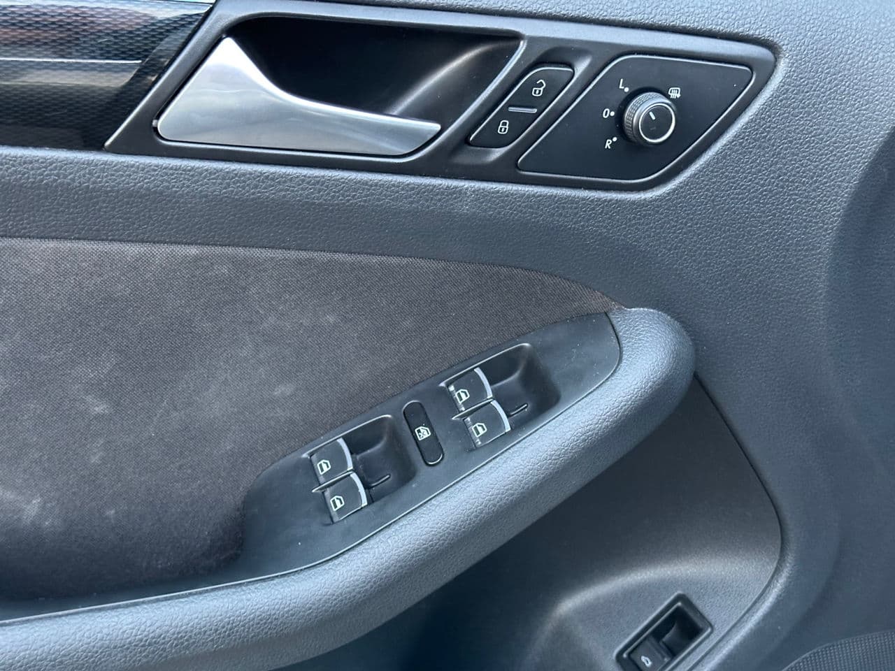 2016 Volkswagen Jetta — Miniatură 17
