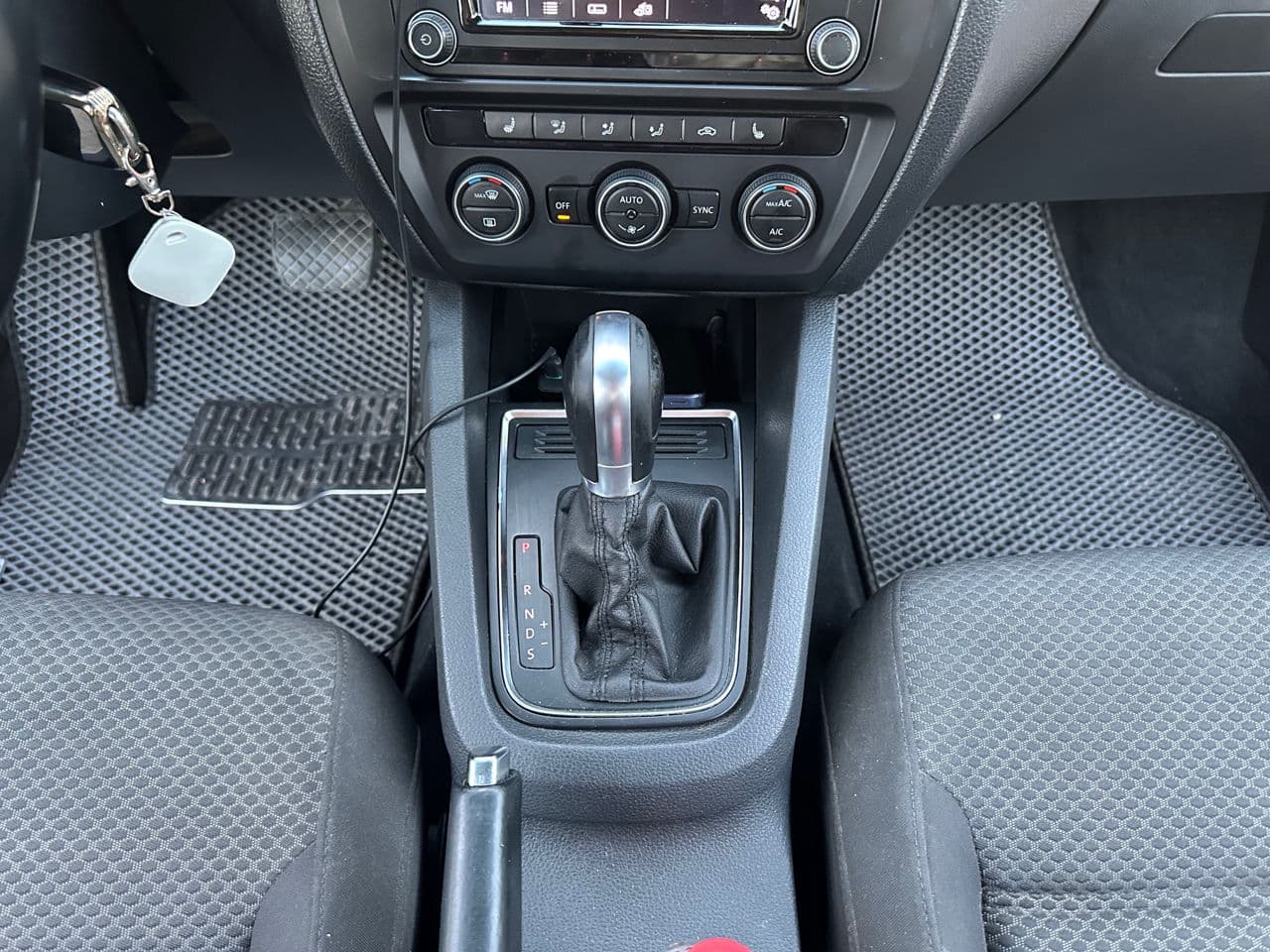 2016 Volkswagen Jetta — Miniatură 15