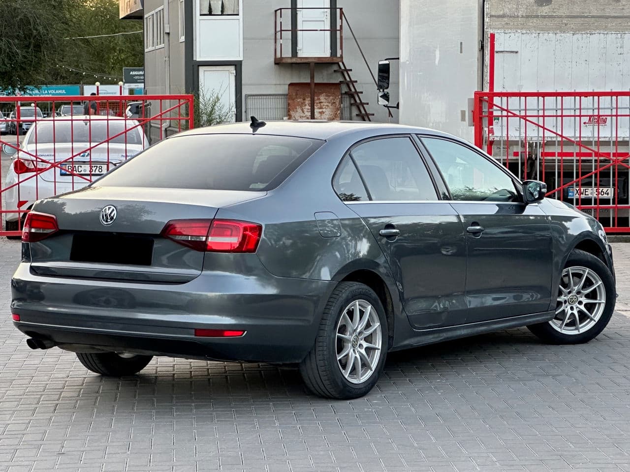 2016 Volkswagen Jetta — Miniatură 4