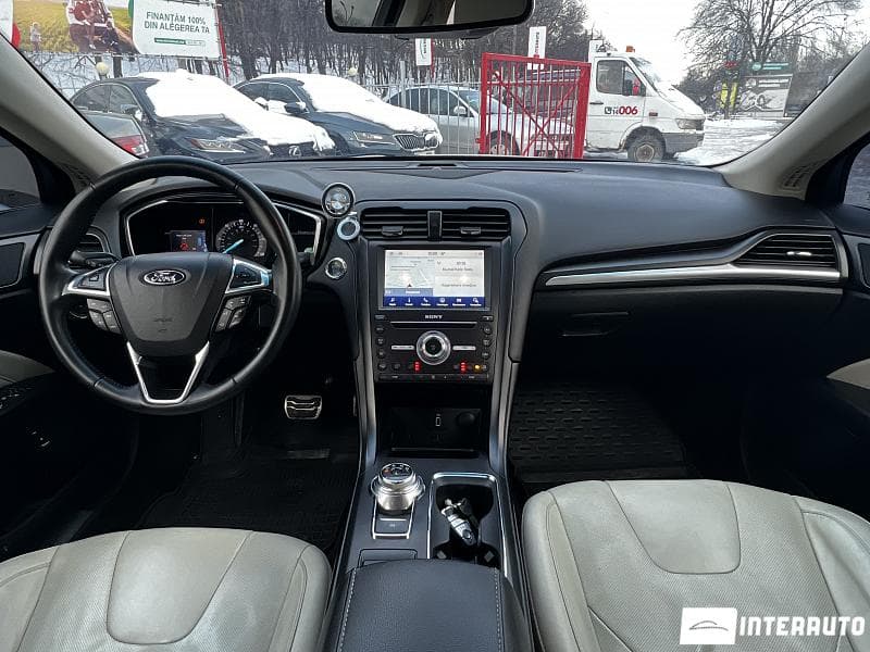 2017 Ford Fusion — Miniatură 10
