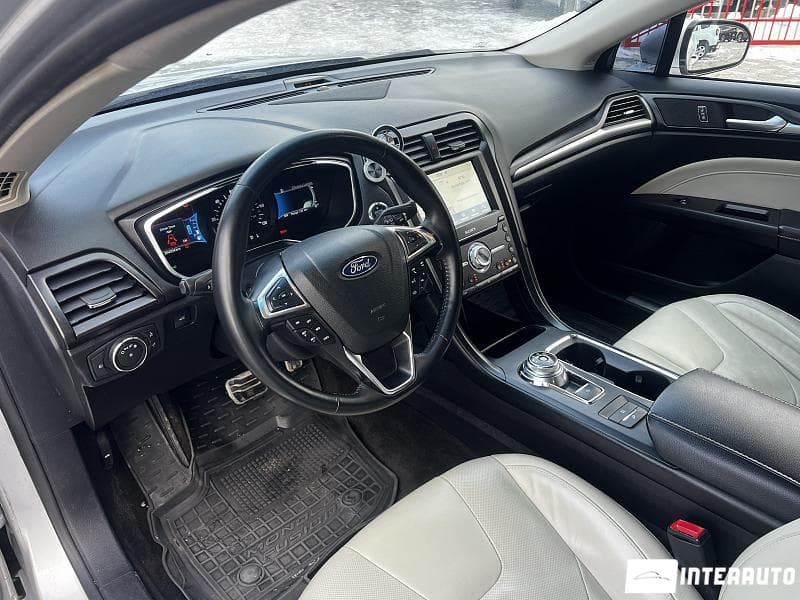 2017 Ford Fusion — Miniatură 6