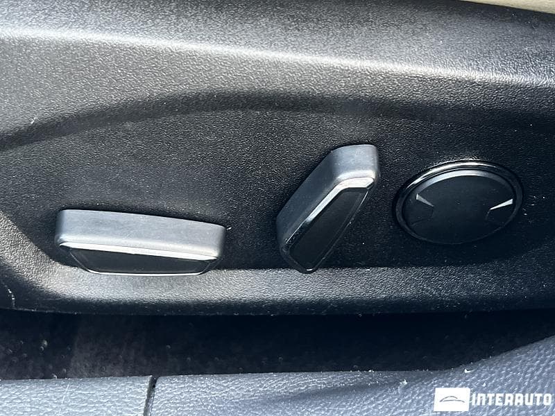 2017 Ford Fusion — Miniatură 17