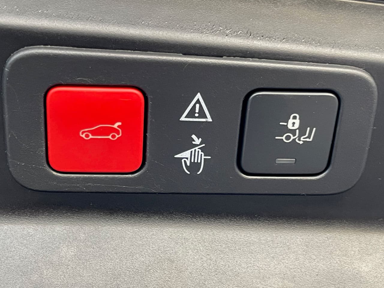 2019 Peugeot 5008 — Miniatură 23